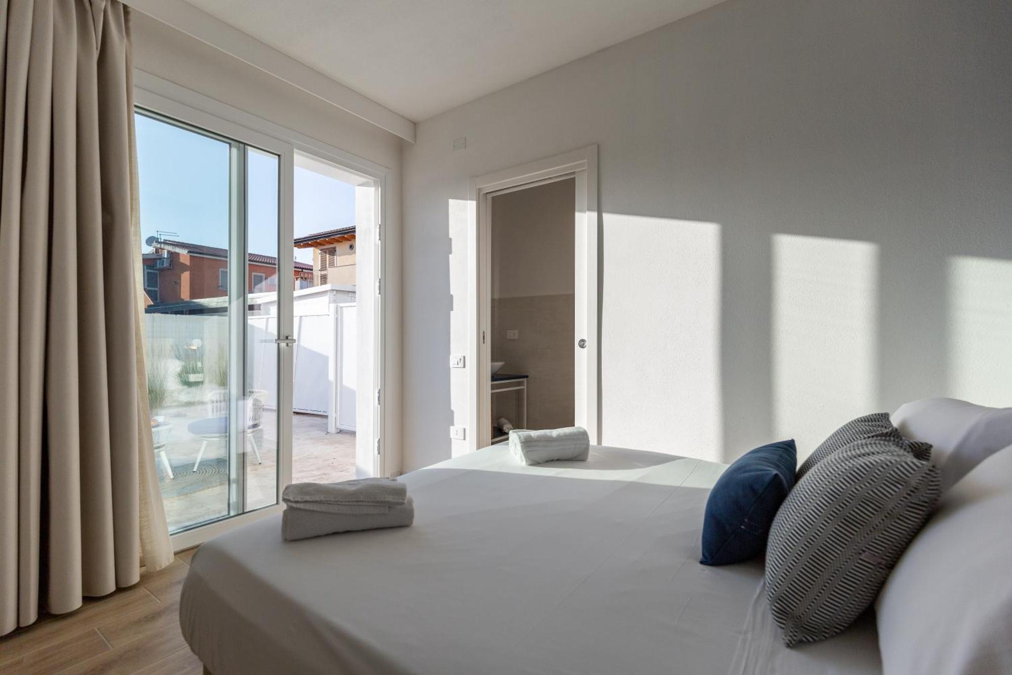 Delphis Pula Rooms Eksteriør billede